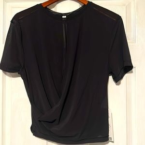 Lululemon mesh yoga tee